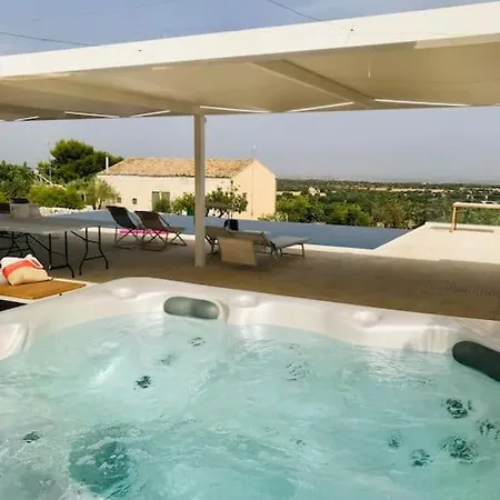 Holiday home Timpazza Vista Mare 4 Con Piscina Riscaldata - Jacuzzi - Palestra - Wifi - Parcheggio -