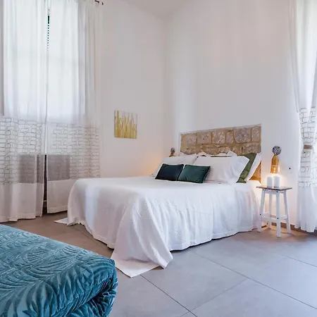 Holiday home Timpazza Vista Mare 4 Con Piscina Riscaldata - Jacuzzi - Palestra - Wifi - Parcheggio - Modica