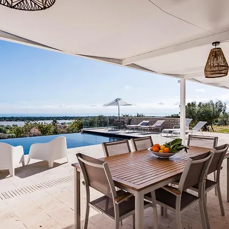 Timpazza Vista Mare 4 Con Piscina Riscaldata - Jacuzzi - Palestra - Wifi - Parcheggio - Holiday home *